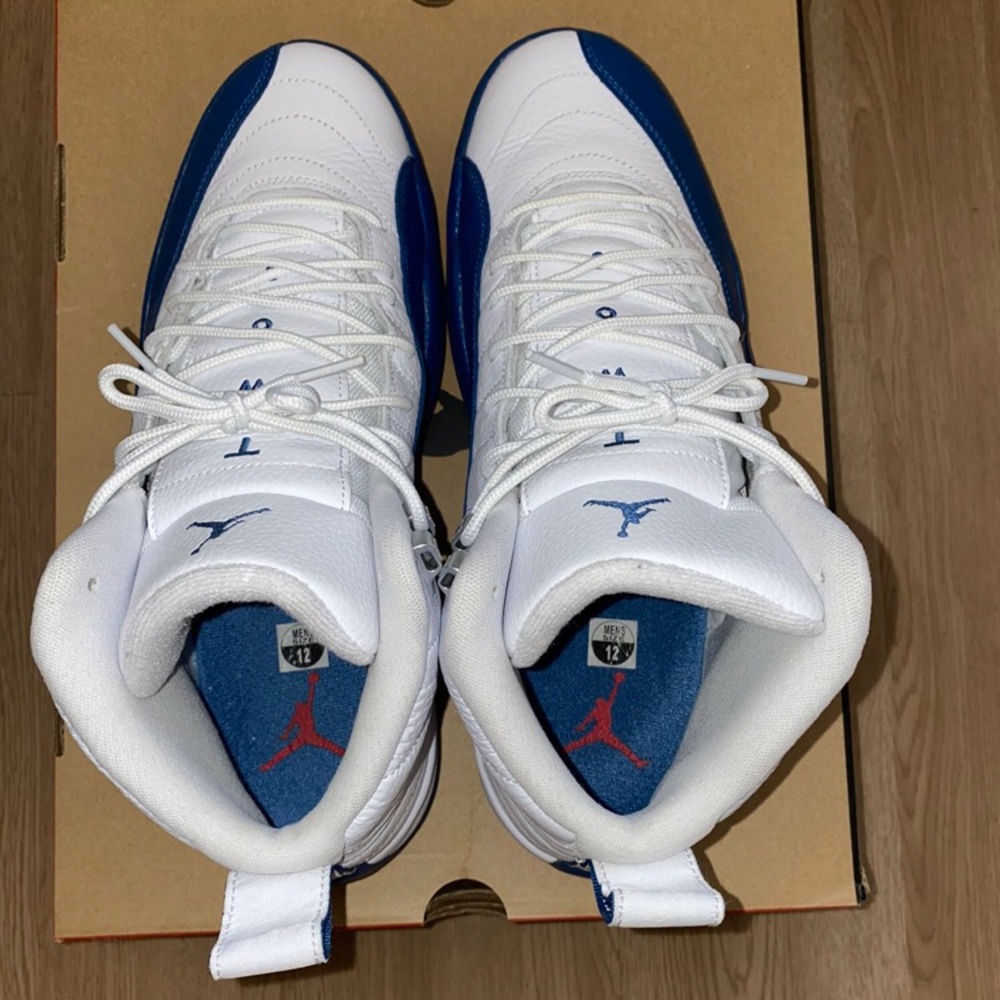 Jordan 12 - Picture 3 of 6